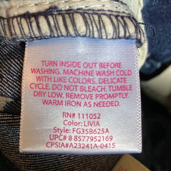 Girls Blue Jeans - Picture 5 of 7